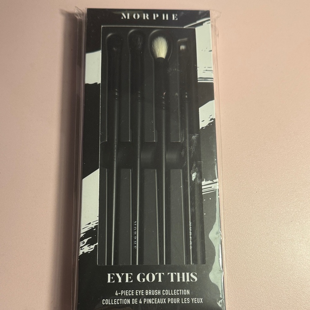 Morphe Eye Got This Brush Set - Black and White